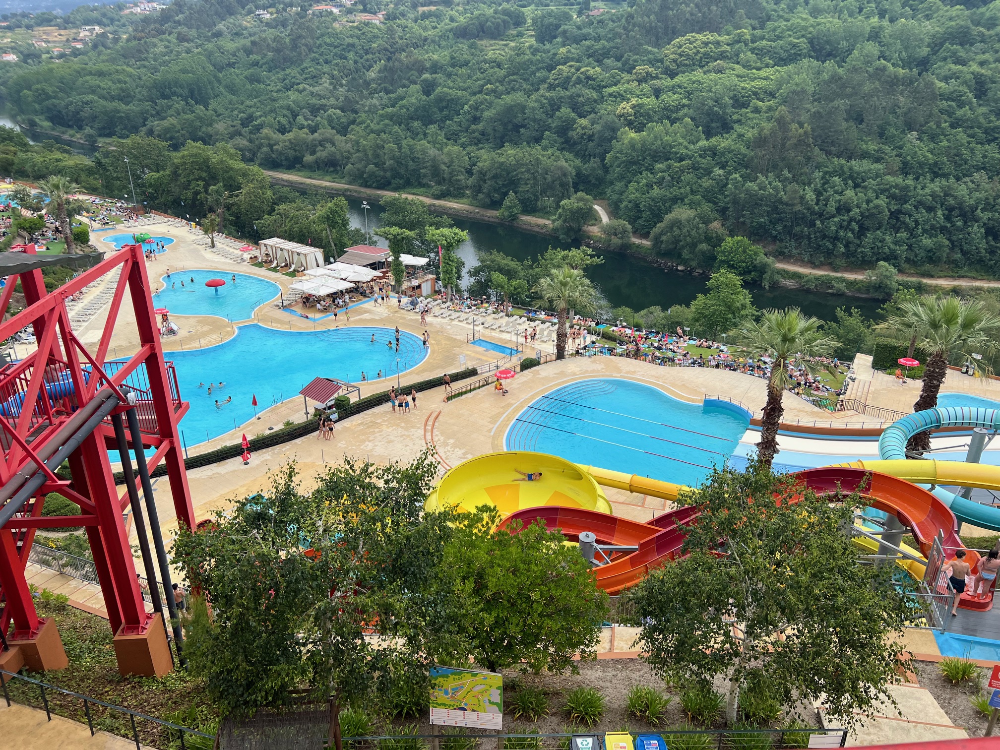Alunos do 6.º ano da EBVV visitam o Aquaparque de Amarante